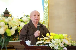Hòa thượng Thích Lệ Trang, Trưởng ban Trị sự GHPGVN TP.HCM chủ trì buổi sinh hoạt - Ảnh: Trung Thắng
