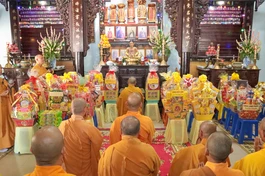 Trang nghiêm khóa lễ cung tiến Giác linh Hòa thượng Thích Minh Tâm tại tổ đường chùa Trùng Khánh (P.Ninh Chử, tỉnh Khánh Hòa) - Ảnh: Nguyên Tài/BGN