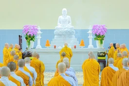 Trang nghiêm Lễ an vị tôn tượng Đức Phật Thích Ca nơi trai đường Cơ sở II - Học viện Phật giáo VN tại TP.HCM - Ảnh: Tâm Quý/BGN