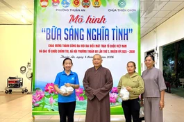 Chương trình Bữa sáng nghĩa tình được chùa Thiên Chơn triển khai từ tháng 11-2025 đến nay