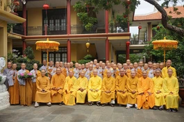  Ban Trị sự GHPGVN TP.Đà Nẵng lưu niệm cùng chư hành giả an cư trường hạ chùa Bảo Thắng, phường Hội An