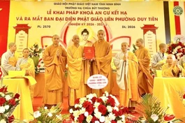 Thượng tọa Thích Thanh Tạo trao quyết định chuẩn y nhân sự Ban Đại diện Phật giáo liên phường Duy Tiên, nhiệm kỳ 2026-2031