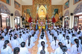 Trang nghiêm khóa tu tại Quan Âm tu viện (P.Cầu Kiệu, TP.HCM)
