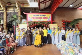 Chương trình “Phiên chợ 0 đồng” lần đầu tiên tổ chức tại chùa Hòa Khánh (TP.HCM)