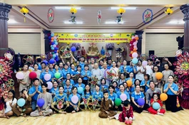 Không khí vui tươi trong ngày hội trăng rằm tại chùa Bồ Đề Đạo Tràng (phường An Phú, TP.HCM)