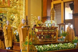 [TRỰC TUYẾN] Đức Pháp chủ GHPGVN làm Tuyên luật sư khai đạo giới tử Đại giới đàn Bửu Huệ