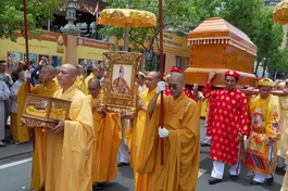 [Video] Lễ truy niệm, phụng tống kim quan Hòa thượng Thích Huệ Trí trở về cố hương