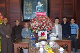 Đoàn lãnh đạo Công an TP.Buôn Ma Thuột chúc tết Ban Trị sự GHPGVN tỉnh Đắk Lắk