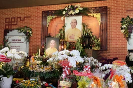 Di ảnh cố Hòa thượng Thích Huệ Hưng tại tu viện Huệ Quang