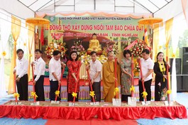 Động thổ xây dựng Tam bảo chùa Đạt (Nghệ An)