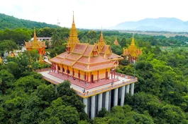 Chùa Tà Pạ (Tri Tôn, An Giang)