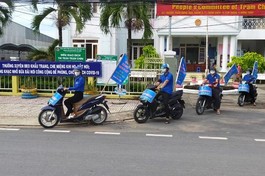 Đội "Shipper áo xanh" ngày đầu ra quân