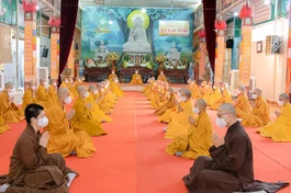 Chư tăng hạ trường chùa Thanh Hà tác pháp kết thúc mùa an cư