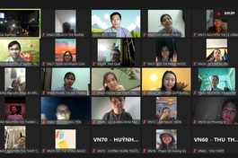 Các bạn trẻ tham dự khóa tu trực tuyến do chùa Vạn Đức (TP.Thủ Đức) tổ chức trên nền tảng zoom