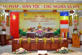Hội trường chính diễn ra Đại hội đại biểu Phật giáo quận Bình Thạnh nhiệm kỳ 2021-2026