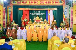Tân Ban Trị sự Phật giáo huyện Nho Quan nhiệm kỳ 2021-2026 ra mắt và phát biểu nhận nhiệm vụ tại đại hội - Ảnh: Chùa Hồng Ân