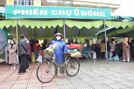 Quảng Trị: Ban Trị sự GHPGVN huyện Triệu Phong tổ chức phiên chợ 0 đồng mừng năm mới 2022