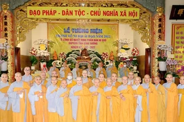 Chư Ni Phật giáo Bình Dương về tham dự lễ tưởng niệm Đức Thánh Tổ Ni Đại Ái Đạo tại chùa Từ Huệ