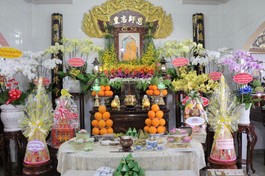 Giác linh đài Ni trưởng Thích nữ Tịnh Giác