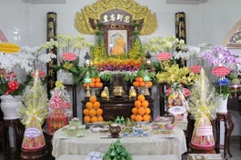 Giác linh đài Ni trưởng Thích nữ Tịnh Giác