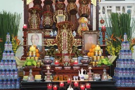 Di ảnh cố Trưởng lão Hòa thượng Thích Từ Nhơn tại tổ đường chùa Phước Thạnh