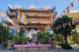 Vườn Lâm-tỳ-ni được thiết trí tại chùa Đức Hòa