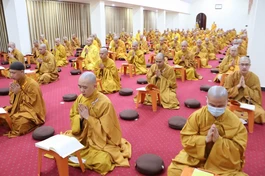 Toàn cảnh lễ bố-tát của chư Tăng