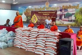 Nhu yếu phẩm được Phật tử Hồng Kông quyên tặng cho Sri Lanka