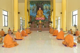 Hòa thượng Thích Giác Điệp chia sẻ Phật pháp tại khóa tu