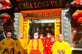 Chùa Long Vân khai đàn cầu siêu chư hương linh đồng bào tử vong trong đại dịch Covid-19 