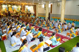 Lễ dâng pháp y tại chùa Đức Nguyên 