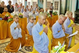 Tăng Ni sinh lớp Sơ cấp Phật học quận Thủ Đức (cũ)