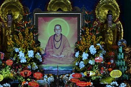 Di ảnh cố Đại lão Hòa thượng Thích Đức Nhuận, Đệ nhất Pháp chủ GHPGVN