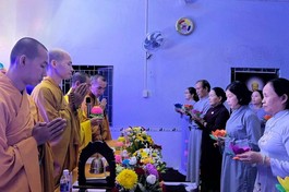 Chùa Viên Giác tổ chức lễ vía Đức Phật A Di Đà
