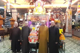 TP.HCM: Ban Trị sự Phật giáo quận 8 khánh tuế chư tôn giáo phẩm nhân dịp Tết Quý Mão - 2023