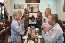 Chư Tăng Ni Thường trực Ban Trị sự Phật giáo Q.Tân Bình dâng lời khánh tuế 