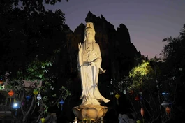 Kính mừng khánh đản Bồ-tát Quán Thế Âm (19-2-Quý Mão)