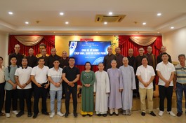 Câu lạc bộ Phóng viên - Cộng tác viên chụp ảnh tại buổi giao lưu