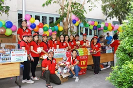 Nhóm thiện nguyện Hương Từ tham gia "Phiên chợ 0 đồng" tại Viện Tim (TP.HCM)