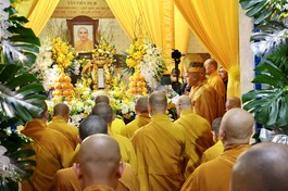 Kim quan cố Trưởng lão Hòa thượng Thích Giác Quang được tôn trí tại tổ đình Quan Âm tu viện (P.Bửu Hòa, TP.Biên Hòa, Đồng Nai)