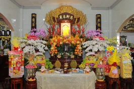 Giác linh đài Ni trưởng Thích nữ Tịnh Giác tại Ni viện Vạn Hạnh