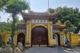 Chùa Trấn Quốc, ngôi cổ tự ngàn năm tuổi, gắn liền với giá trị lịch sử, văn hóa của thủ đô Hà Nội - Ảnh: Quảng Hậu