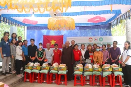 TP.HCM: Ban Trị sự Phật giáo Q.8 tổ chức khám bệnh, phát thuốc miễn phí và khánh thành cầu nông thôn