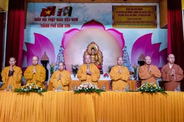 Niệm Phật cầu gia hộ