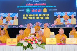 Hòa thượng Thích Minh Nhật và Hòa thượng Thích Thọ Lạc ấn ký bản ghi nhớ hợp tác về việc lan tỏa 4 đề án của Ban Văn hóa T.Ư 