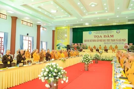 Tọa đàm “Giáo dục hệ Trung cấp Phật học: Thực trạng và giải pháp” tại Trường Trung cấp Phật học Bình Định bế mạc vào sáng nay, 4-8