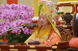 Trưởng lão HT.Thích Trí Quảng quang lâm khai thị tại Pháp hội Vu lan do Ban Trị sự GHPGVN TP.HCM tổ chức - Ảnh: Bảo Toàn/BGN