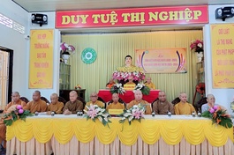 Chư tôn đức chứng minh buổi lễ