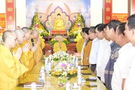 Niệm Phật cầu gia hộ