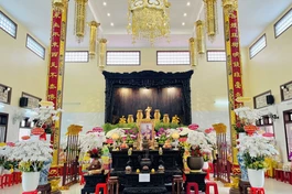 Giác linh đài cố Trưởng lão Hòa thượng Thích Tắc An tại chùa Thiền Tôn 2